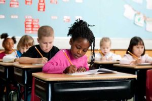 Akıllı Telefon Bağımlısı Çocuklar Artık Kalem Tutamıyor